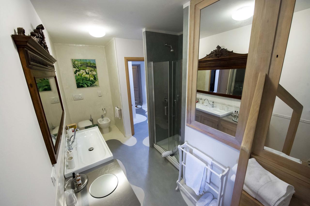 Castello Di Strambinello Bed & Breakfast Dış mekan fotoğraf